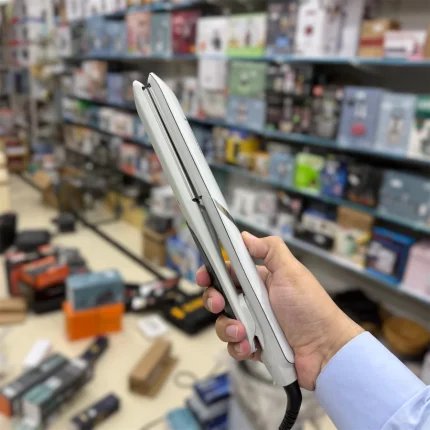 Remington Hydraluxe Pro hair straightener